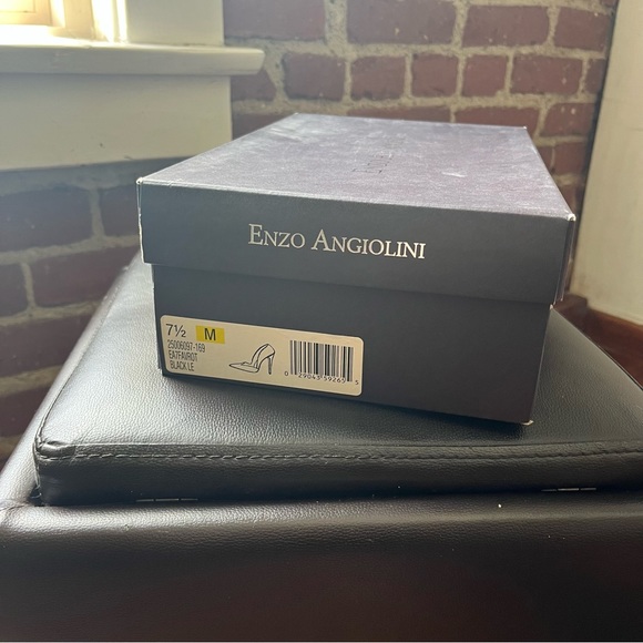 Enzo Angiolini - Picture 5 of 12